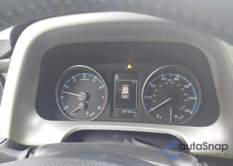 2017 Toyota Rav4 Xle z USA, uszkodzony, nr VIN 2T3WFREV4HW371896